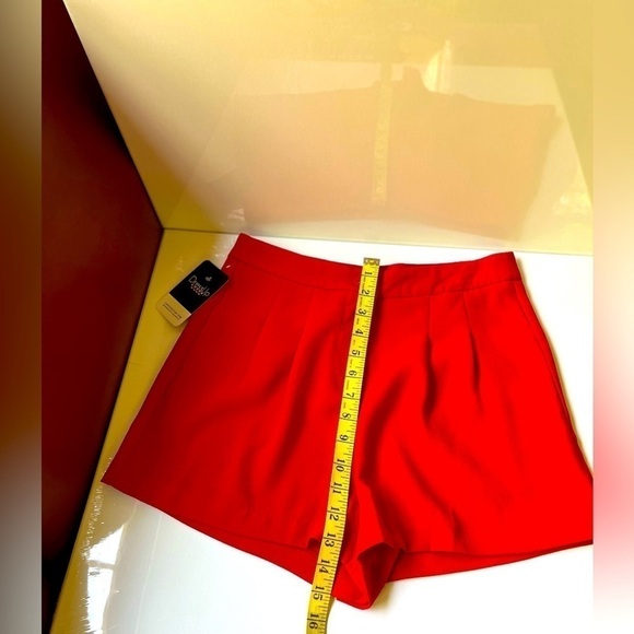 NWT DressUp gorgeous red Mitto shorts Sz M - Picture 3 of 7
